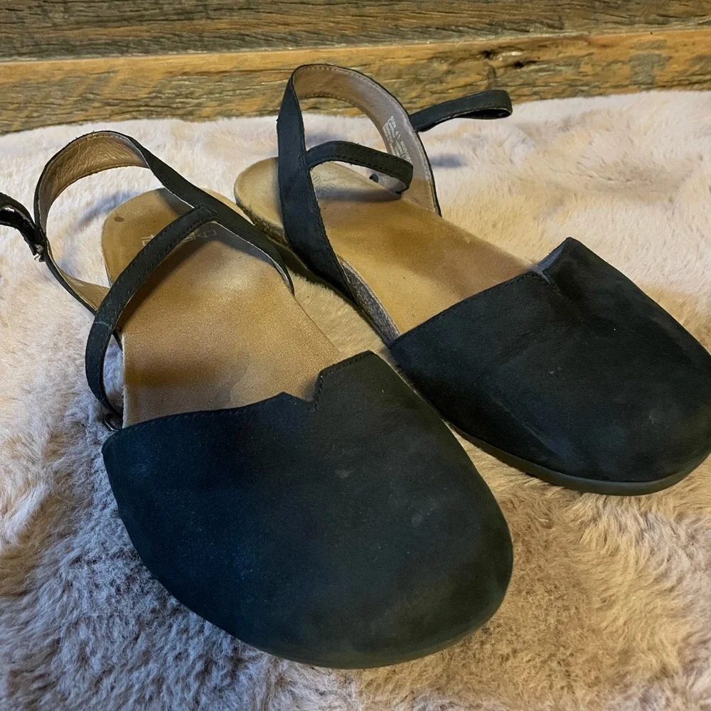 Dansko - Picture 1 of 3